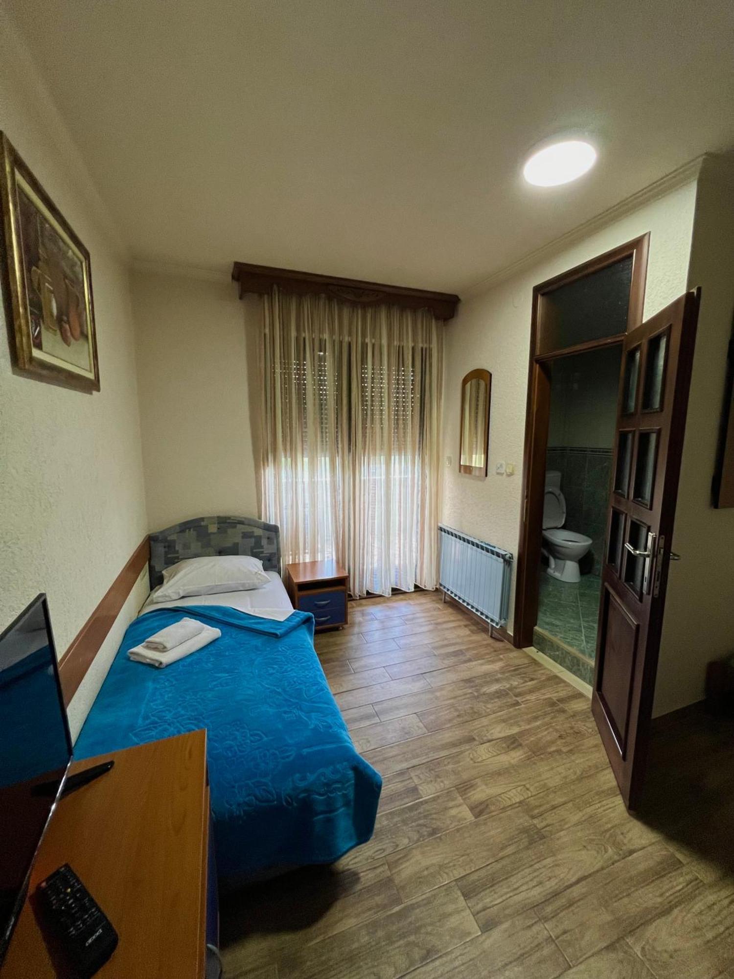Motel Krstac Мойковац Екстер'єр фото