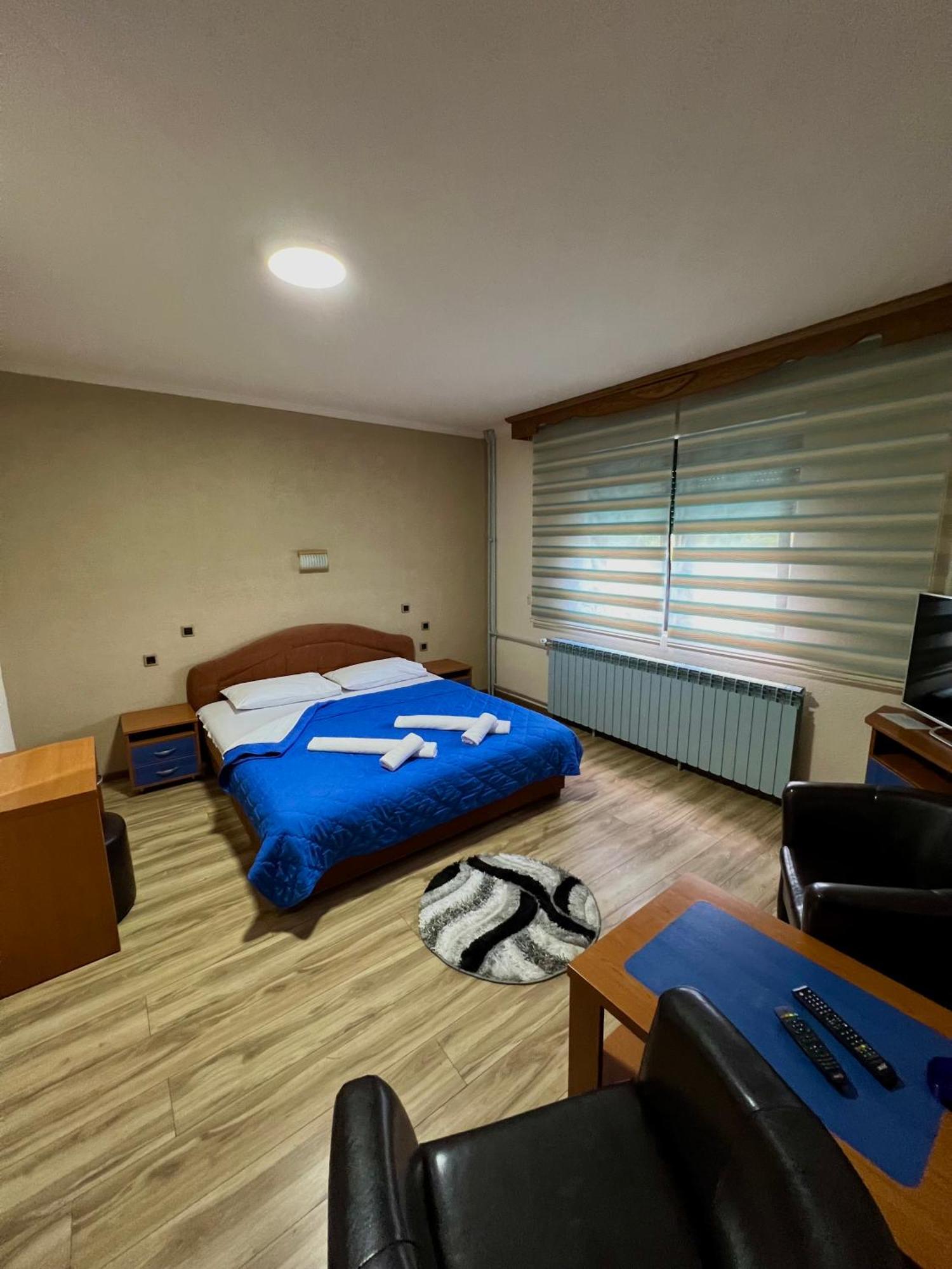 Motel Krstac Мойковац Екстер'єр фото