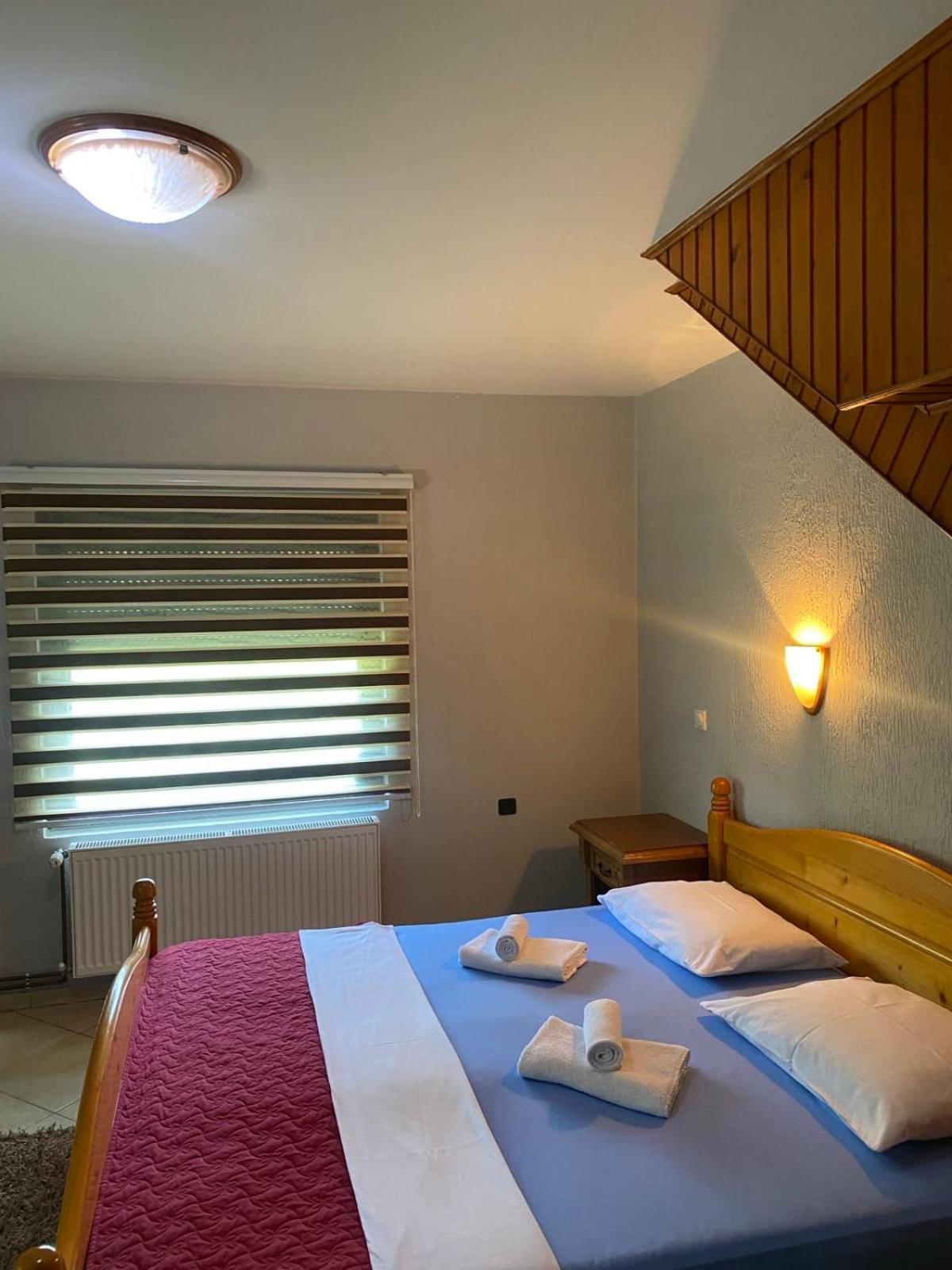 Motel Krstac Мойковац Екстер'єр фото